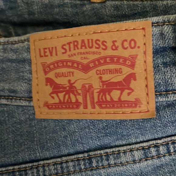 Levi’s high rise skinny - Picture 4 of 4